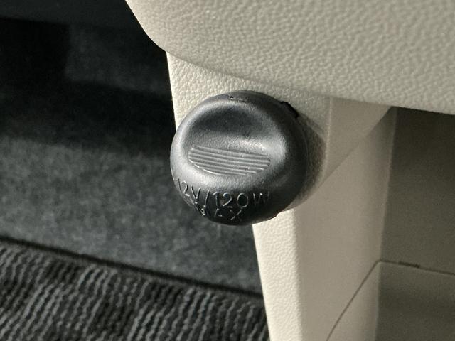 ムーヴＸリミテッド　ＳＡIII　禁煙　ナビ　ＥＴＣ　バックカメラ１年保証　禁煙車　ナビＴＶ　バックカメラ　ＥＴＣ　運転席シートヒーター　Ｂｌｕｅｔｏｏｔｈ　オートハイビーム　アイドリングストップ　プッシュスタート　横滑り防止装置　１４インチ純正アルミホイール（兵庫県）の中古車