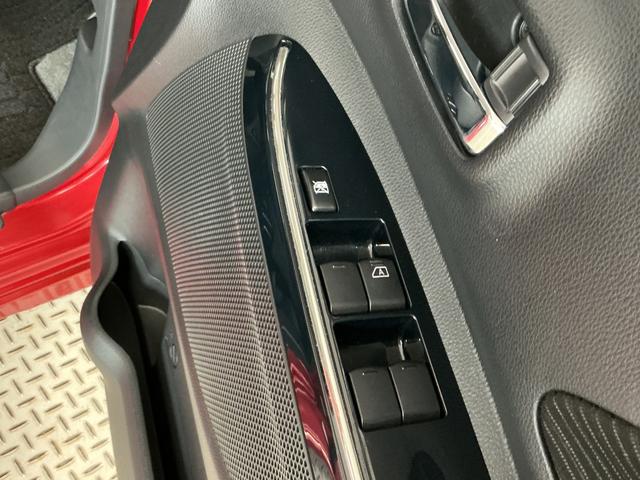 デイズルークスハイウェイスター X Vセレクション 禁煙 ナビTV ETC1年保証 禁煙車 ワンオーナー ナビTV ドラレコ ETC アラウンドビューモニター 両側電動スライドドア USB Bluetooth HIDヘッドライト 横滑り防止装置 15インチアルミホイール(兵庫県)の中古車