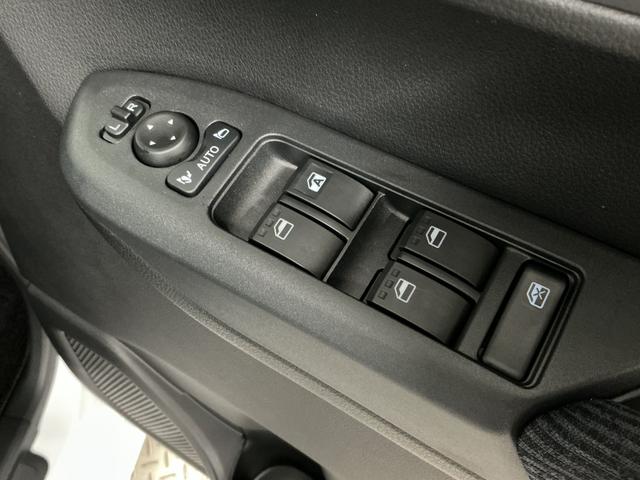 ムーヴRS ターボ クルコン 両側電動スライド コーナーセンサー走行無制限1年保証 両側電動スライドドア アダプティブクルーズコントロール コーナーセンサー オートハイビーム LEDヘッドライト オートブレーキホールド スマートキー 15インチ純正アルミホイール(兵庫県)の中古車