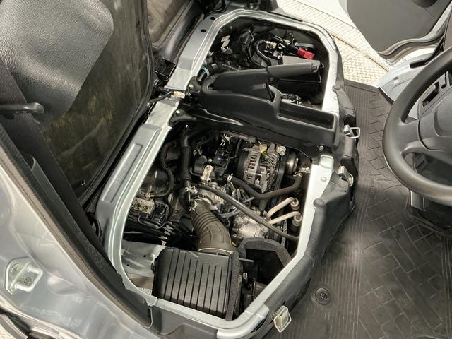 ハイゼットカーゴデラックスＳＡIII　ＡＴ　前後コーナーセンサー　キーレス走行無制限１年保証　前後コーナーセンサー　ＡＴ車　オートハイビーム　ＬＥＤヘッドライト　アイドリングストップ　キーレスエントリー　横滑り防止装置　ドアバイザー　ヘッドライトレベライザー　ラジオ（兵庫県）の中古車
