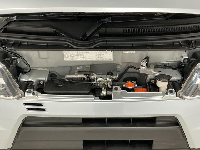 ハイゼットカーゴデラックスＳＡIII　ＡＴ　前後コーナーセンサー　キーレス走行無制限１年保証　前後コーナーセンサー　ＡＴ車　オートハイビーム　ＬＥＤヘッドライト　アイドリングストップ　キーレスエントリー　横滑り防止装置　ドアバイザー　ヘッドライトレベライザー　ラジオ（兵庫県）の中古車