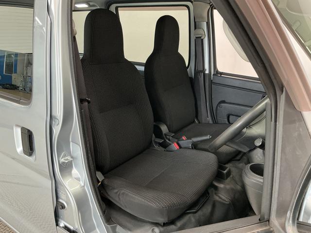 ハイゼットカーゴデラックスＳＡIII　ＡＴ　前後コーナーセンサー　キーレス走行無制限１年保証　前後コーナーセンサー　ＡＴ車　オートハイビーム　ＬＥＤヘッドライト　アイドリングストップ　キーレスエントリー　横滑り防止装置　ドアバイザー　ヘッドライトレベライザー　ラジオ（兵庫県）の中古車