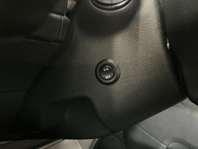 ハイゼットカーゴデラックスＳＡIII　ＡＴ　前後コーナーセンサー　キーレス走行無制限１年保証　前後コーナーセンサー　ＡＴ車　オートハイビーム　ＬＥＤヘッドライト　アイドリングストップ　キーレスエントリー　横滑り防止装置　ドアバイザー　ヘッドライトレベライザー　ラジオ（兵庫県）の中古車