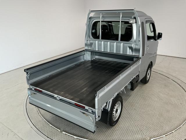 ハイゼットトラックジャンボSAIIIt 4WD AT CDオーディオ キーレス走行無制限1年保証 4WD バックソナー AT車 CDオーディオ 3方開 荷台作業灯 ゲートプロテクター 荷台マット リアゲートチェーン LEDヘッドライト 横滑り防止装置 オートライト キーレス(兵庫県)の中古車