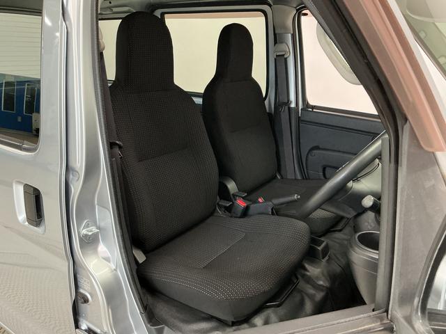 ハイゼットカーゴデラックスＳＡIII　ＡＴ　リアコーナーセンサー　ラジオ走行無制限１年保証　リアコーナーセンサー　ＡＴ車　オートハイビーム　ＬＥＤヘッドライト　アイドリングストップ　横滑り防止装置　キーレスエントリー　ドアバイザー　ヘッドライトレベライザー　ラジオ（兵庫県）の中古車