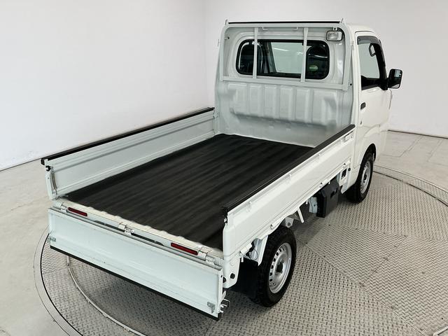 ハイゼットトラックスタンダード 農用スペシャルSAIIIt 4WD 5速MT走行無制限1年保証 4WD 荷台作業灯 MT車 3方開 ゲートプロテクター 荷台マット リアゲートチェーン ドアバイザー ヘッドライトレベライザー アクセサリーソケット デフロック トランスファー(兵庫県)の中古車