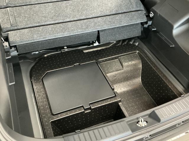 ロッキープレミアムG HEV クルコン シートヒーター スマートキー走行無制限1年保証 前後コーナーセンサー アダプティブクルーズコントロール 前席シートヒーター オートハイビーム LEDヘッドライト プッシュスタート 横滑り防止装置 17インチ純正アルミホイール(兵庫県)の中古車