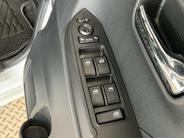 タントカスタムＲＳ　ターボ　ワンオーナー　両側電動スライドドア走行無制限１年保証　両側電動スライドドア　ワンオーナー　前後コーナーセンサー　シートヒーター　オートハイビーム　ＬＥＤヘッドライト　オートブレーキホールド　スマートキー　１５インチ純正アルミホイール（兵庫県）の中古車