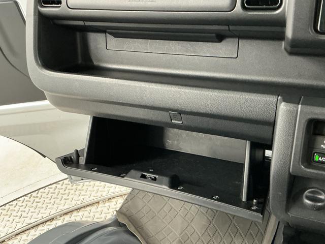 ハイゼットトラックジャンボＳＡIIIｔ　ＡＴ　ワンオーナー　ＣＤ　ＵＳＢ接続走行無制限１年保証　ワンオーナー　ＡＴ車　ＣＤオーディオ　ＵＳＢ接続　３方開　荷台作業灯　ゲートプロテクター　荷台マット　ＬＥＤヘッドライト　横滑り防止装置　キーレスエントリー　ドアバイザー（兵庫県）の中古車