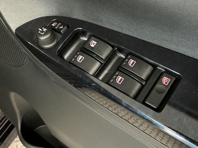 タントカスタムＲＳ　トップエディションＳＡII　ターボ　１オーナー１年保証　ワンオーナー　両側電動スライドドア　ＥＴＣ　ＬＥＤヘッドライト　アイドリングストップ　プッシュスタート　横滑り防止装置　オートエアコン　ドアバイザー　１５インチ純正アルミホイール（兵庫県）の中古車