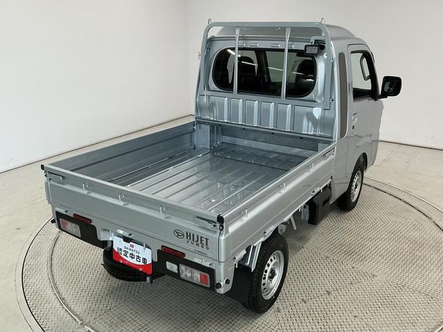 ハイゼットトラックジャンボエクストラ　ＣＶＴ　前後コーナーセンサー　荷台作業灯走行無制限１年保証　前後コーナーセンサー　ＣＶＴ車　３方開　荷台作業灯　オートハイビーム　ＬＥＤヘッドライト　アイドリングストップ　プッシュスタート　横滑り防止装置　オートライト　電動格納ドアミラー（兵庫県）の中古車