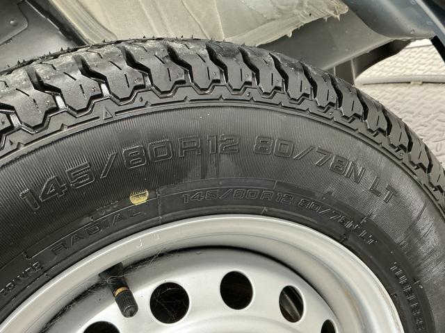 ハイゼットトラックジャンボエクストラ　ＣＶＴ　前後コーナーセンサー　荷台作業灯走行無制限１年保証　前後コーナーセンサー　ＣＶＴ車　３方開　荷台作業灯　オートハイビーム　ＬＥＤヘッドライト　アイドリングストップ　プッシュスタート　横滑り防止装置　オートライト　電動格納ドアミラー（兵庫県）の中古車