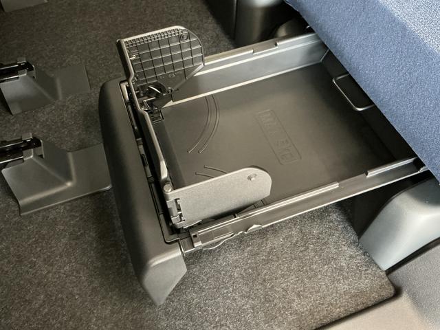 ムーヴキャンバスセオリーＧ　両側電動スライド　シートヒーター　スマートキー走行無制限１年保証　両側電動スライドドア　前後コーナーセンサー　前席シートヒーター　ホットカップホルダー　オートハイビーム　ＬＥＤヘッドライト　オートブレーキホールド　スマートキー　オートエアコン（兵庫県）の中古車