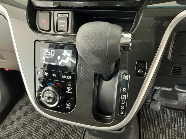 ムーヴカスタム Xリミテッド SAIII 8インチナビ ドラレコ1年保証 8インチナビ パノラマモニター ドラレコ ETC 運転席シートヒーター TV USB Bluetooth LEDヘッドライト プッシュスタート 横滑り防止装置 14インチ純正アルミホイール(兵庫県)の中古車