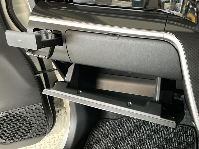 ムーヴカスタム Xリミテッド SAIII 8インチナビ ドラレコ1年保証 8インチナビ パノラマモニター ドラレコ ETC 運転席シートヒーター TV USB Bluetooth LEDヘッドライト プッシュスタート 横滑り防止装置 14インチ純正アルミホイール(兵庫県)の中古車