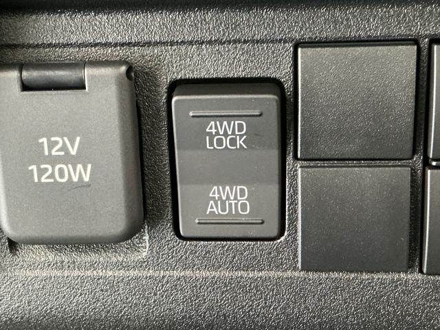 ハイゼットトラックスタンダード　３モード電子制御式４ＷＤ　ＣＶＴ　３方開走行無制限１年保証　前後コーナーセンサー　３モード電子制御式４ＷＤ　ＣＶＴ車　３方開　オートハイビーム　アイドリングストップ　横滑り防止装置　オートライト　ヘッドライトレベライザー　スマートアシスト（兵庫県）の中古車