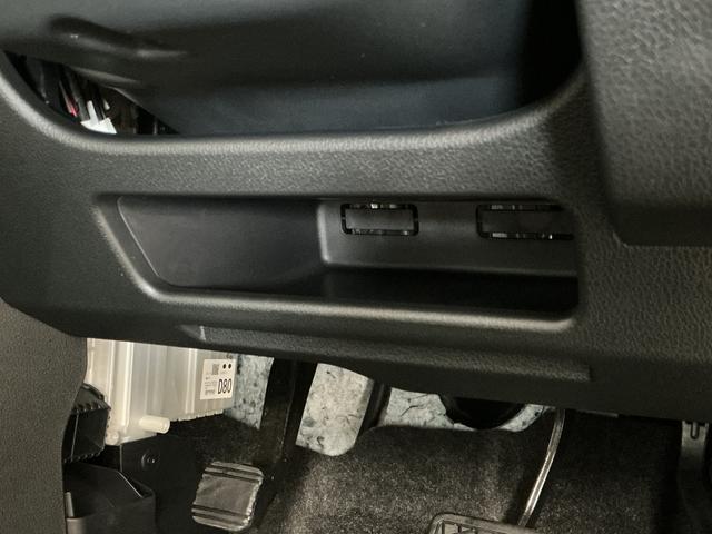 ムーヴＸ　片側電動スライドドア　前後コーナーセンサー　スマートキー走行無制限１年保証　片側電動スライドドア　前後コーナーセンサー　オートハイビーム　ＬＥＤヘッドライト　横滑り防止装置　スマートキー　オートライト　オートエアコン　電動格納ドアミラー　ＵＳＢチャージャー（兵庫県）の中古車