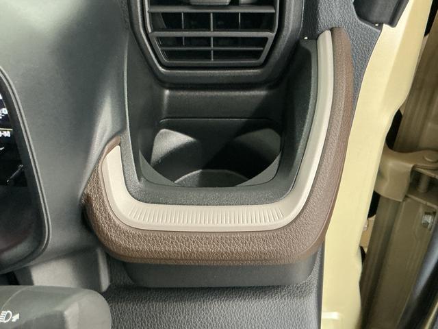 ムーヴＸ　片側電動スライドドア　前後コーナーセンサー　スマートキー走行無制限１年保証　片側電動スライドドア　前後コーナーセンサー　オートハイビーム　ＬＥＤヘッドライト　横滑り防止装置　スマートキー　オートライト　オートエアコン　電動格納ドアミラー　ＵＳＢチャージャー（兵庫県）の中古車