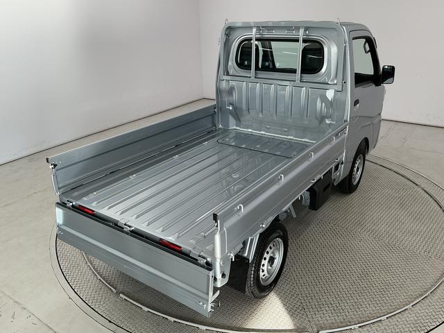 ハイゼットトラックスタンダード　ＣＶＴ　前後コーナーセンサー　オートハイビーム走行無制限１年保証　前後コーナーセンサー　ＣＶＴ車　３方開　オートハイビーム　アイドリングストップ　横滑り防止装置　オートライト　ヘッドライトレベライザー　アクセサリーソケット　ラジオ（兵庫県）の中古車