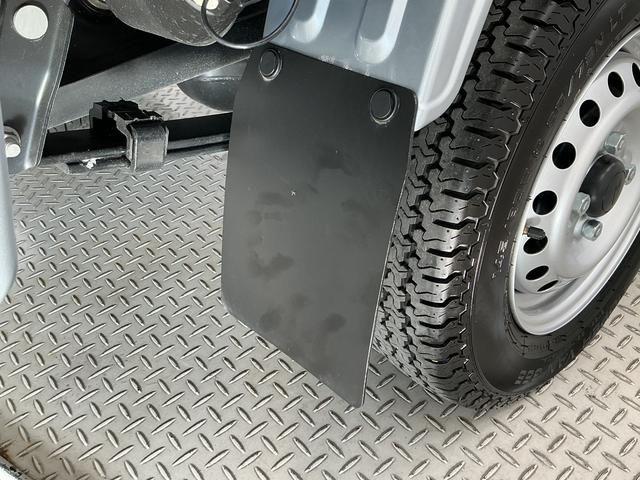 ハイゼットトラックスタンダード　ＣＶＴ　前後コーナーセンサー　オートハイビーム走行無制限１年保証　前後コーナーセンサー　ＣＶＴ車　３方開　オートハイビーム　アイドリングストップ　横滑り防止装置　オートライト　ヘッドライトレベライザー　アクセサリーソケット　ラジオ（兵庫県）の中古車