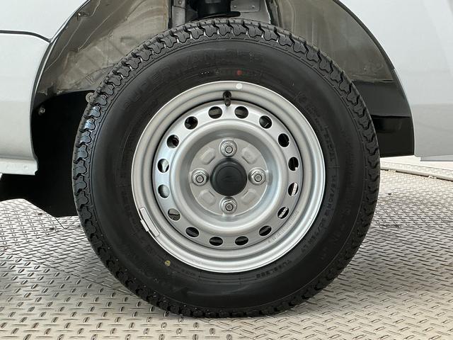 ハイゼットトラックスタンダード　ＣＶＴ　前後コーナーセンサー　オートハイビーム走行無制限１年保証　前後コーナーセンサー　ＣＶＴ車　３方開　オートハイビーム　アイドリングストップ　横滑り防止装置　オートライト　ヘッドライトレベライザー　アクセサリーソケット　ラジオ（兵庫県）の中古車