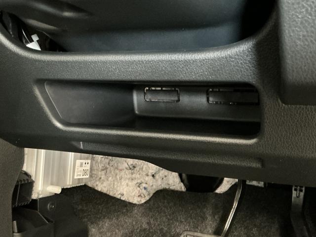 ムーヴG 片側電動スライド オートブレーキホールド スマートキー走行無制限1年保証 片側電動スライドドア 前後コーナーセンサー オートハイビーム LEDヘッドライト 横滑り防止装置 オートブレーキホールド スマートキー オートエアコン 14インチ純正アルミホイール(兵庫県)の中古車