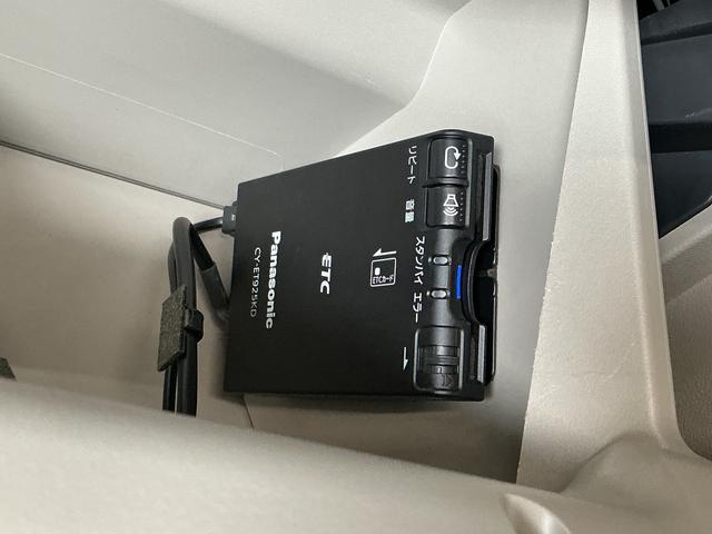 ムーヴXリミテッド SAIII ナビTV ETC バックカメラ1年保証 ナビTV ETC バックカメラ 運転席シートヒーター オートハイビーム アイドリングストップ プッシュスタート 横滑り防止装置 オートエアコン ドアバイザー 14インチ純正アルミホイール(兵庫県)の中古車