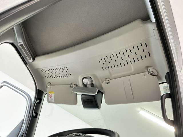 ハイゼットカーゴDX CVT コーナーセンサー キーレスエントリー ラジオ走行無制限1年保証 前後コーナーセンサー CVT車 オートハイビーム アイドリングストップ キーレスエントリー 横滑り防止装置 ヘッドライトレベライザー パワーウィンドウ ラジオ スマートアシスト(兵庫県)の中古車