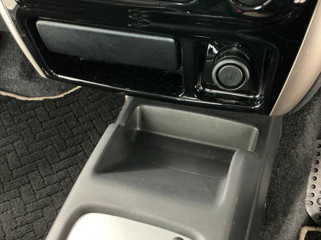 ジムニーランドベンチャー 4WD 禁煙 1オーナー ナビTV ETC1年保証 禁煙車 ワンオーナー ナビTV 4WD オートマ ETC 前席シートヒーター USB Bluetooth ドアバイザー ヘッドライトレベライザー 電動格納ミラー 16インチアルミホイール(兵庫県)の中古車