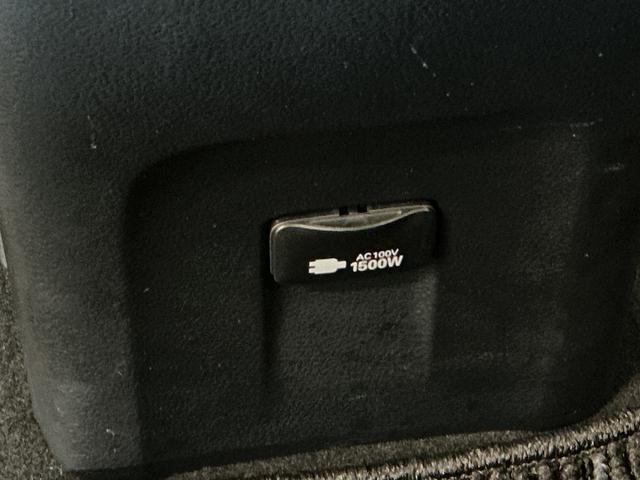プリウスAツーリングセレクション 禁煙 ワンオーナー 9インチナビ1年保証 禁煙車 ワンオーナー ドラレコ 9インチナビTV ETC バックカメラ オートクルーズコントロール 前後コーナーセンサー シートヒーター ヘッドアップディスプレイ 18インチアルミホイール(兵庫県)の中古車