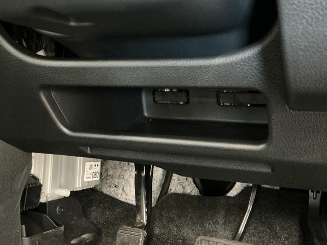 ムーヴX 片側電動スライドドア 前後コーナーセンサー スマートキー走行無制限1年保証 片側電動スライドドア 前後コーナーセンサー オートハイビーム LEDヘッドライト 横滑り防止装置 スマートキー オートライト オートエアコン 電動格納ドアミラー ベンチシート(兵庫県)の中古車