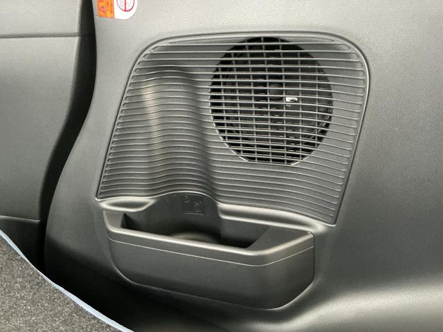 ムーヴキャンバスストライプスＧ　両側電動スライドドア　前席シートヒーター走行無制限１年保証　両側電動スライドドア　前後コーナーセンサー　前席シートヒーター　ホットカップホルダー　オートハイビーム　ＬＥＤヘッドライト　プッシュスタート　横滑り防止装置　オートエアコン（兵庫県）の中古車