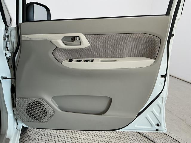 ムーヴＬ　ＳＡII　４ＷＤ　禁煙　ワンオーナー　ＣＤ　ＵＳＢ接続走行無制限１年保証　４ＷＤ　ワンオーナー　禁煙車　ＣＤオーディオ　ＵＳＢ接続　アイドリングストップ　横滑り防止装置　ドアバイザー　ヘッドライトレベライザー　電動格納ドアミラー　１４インチアルミホイール（兵庫県）の中古車
