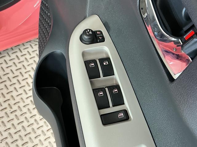 ブーンスタイル ホワイトリミテッド SAIII ナビTV ETC1年保証 ナビTV 前後コーナーセンサー ドラレコ ETC パノラマモニター USB接続 Bluetooth オートハイビーム LEDヘッドライト アイドリングストップ 横滑り防止装置 スマートキー(兵庫県)の中古車