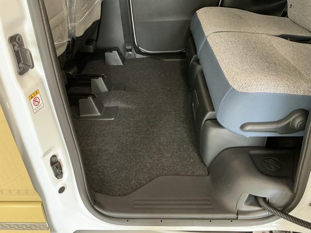 ムーヴキャンバスストライプスＧ　両側電動スライドドア　前後コーナーセンサー走行無制限１年保証　両側電動スライドドア　前後コーナーセンサー　前席シートヒーター　ホットカップホルダー　オートハイビーム　ＬＥＤヘッドライト　プッシュスタート　横滑り防止装置　オートエアコン（兵庫県）の中古車