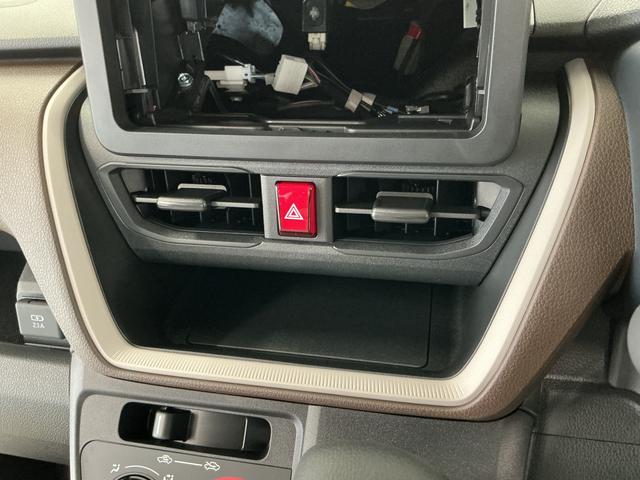 ムーヴL 前後コーナーセンサー LEDヘッドライト キーレス走行無制限1年保証 前後コーナーセンサー オートハイビーム LEDヘッドライト アイドリングストップ キーレスエントリー 横滑り防止装置 オートライト ヘッドライトレベライザー USBチャージャー(兵庫県)の中古車