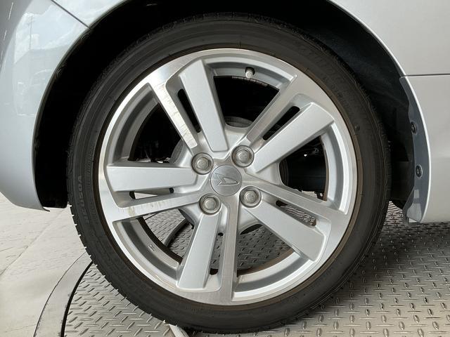 コペンローブ　ターボ　ＣＶＴ　ナビ　バックカメラ　シートヒーター１年保証　ナビＴＶ　Ｂｌｕｅｔｏｏｔｈ　ＣＶＴ車　シートヒーター　ＤＶＤ　ＬＥＤヘッドライト　プッシュスタート　アイドリングストップ　横滑り防止装置　オートエアコン　１６インチ純正アルミホイール（兵庫県）の中古車