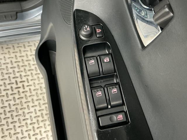 タントカスタムRS SA 禁煙 ETC 両側電動スライドドア走行無制限1年保証 両側電動スライドドア 禁煙車 ETC LEDヘッドライト アイドリングストップ プッシュスタート 横滑り防止装置 オートライト オートエアコン 15インチ純正アルミホイール(兵庫県)の中古車