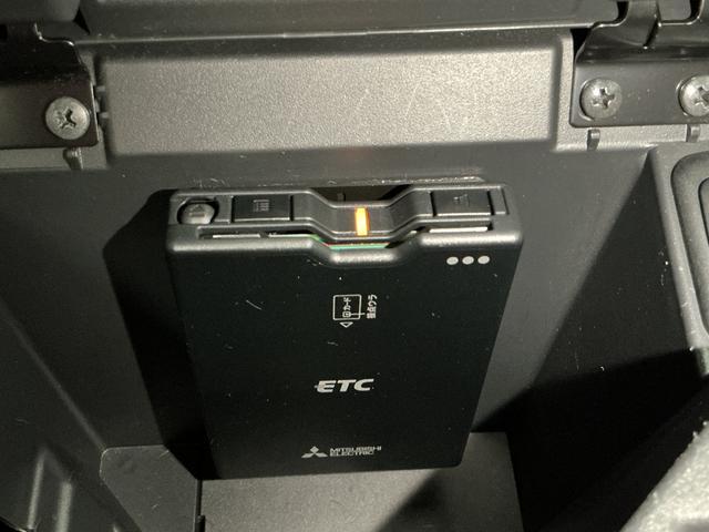 コペンローブ ターボ CVT 禁煙 ワンオーナー ナビTV ETC1年保証 禁煙車 ワンオーナー ナビTV CVT車 ドラレコ ETC USB接続 シートヒーター Bluetooth LEDヘッドライト プッシュスタート 横滑り防止装置 16インチ純正アルミホイール(兵庫県)の中古車