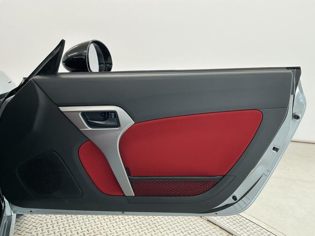 コペンローブ ターボ CVT 禁煙 ワンオーナー ナビTV ETC1年保証 禁煙車 ワンオーナー ナビTV CVT車 ドラレコ ETC USB接続 シートヒーター Bluetooth LEDヘッドライト プッシュスタート 横滑り防止装置 16インチ純正アルミホイール(兵庫県)の中古車