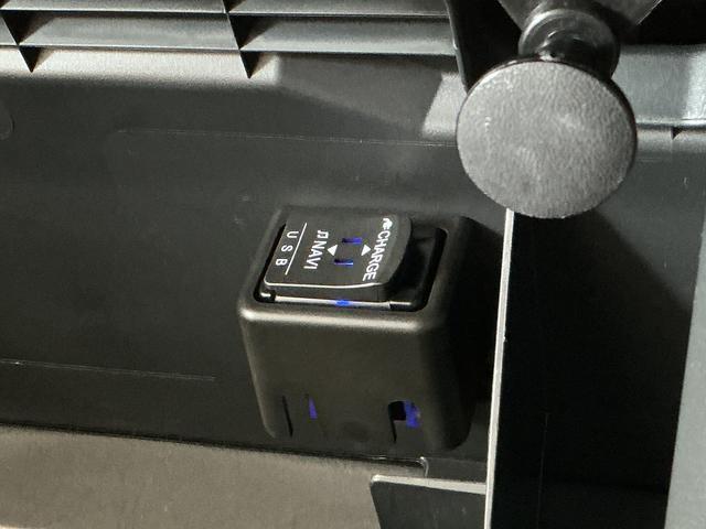 コペンローブ ターボ CVT 禁煙 ワンオーナー ナビTV ETC1年保証 禁煙車 ワンオーナー ナビTV CVT車 ドラレコ ETC USB接続 シートヒーター Bluetooth LEDヘッドライト プッシュスタート 横滑り防止装置 16インチ純正アルミホイール(兵庫県)の中古車