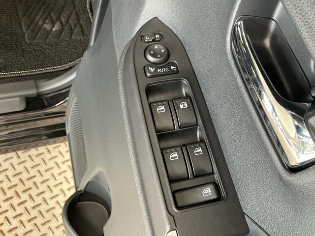 タントカスタムＲＳ　ターボ　両側電動スライドドア　コーナーセンサー走行無制限１年保証　両側電動スライドドア　前後コーナーセンサー　前席シートヒーター　オートハイビーム　ＬＥＤヘッドライト　オートブレーキホールド　プッシュスタート　１５インチ純正アルミホイール（兵庫県）の中古車