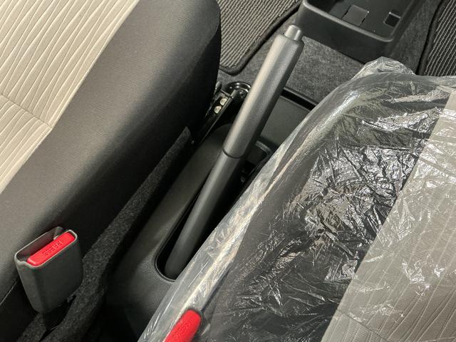 ミライースL SAIII 前後コーナーセンサー キーレスエントリー走行無制限1年保証 前後コーナーセンサー オートハイビーム アイドリングストップ キーレスエントリー 横滑り防止装置 オートライト ヘッドライトレベライザー アクセサリーソケット スマートアシスト(兵庫県)の中古車