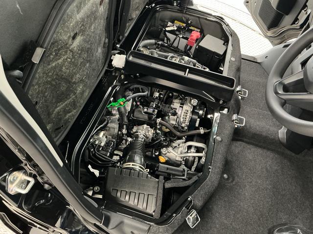 ハイゼットカーゴクルーズ CVT車 前後コーナーセンサー プッシュスタート走行無制限1年保証 前後コーナーセンサー CVT車 オートハイビーム アイドリングストップ プッシュスタート 横滑り防止装置 ヘッドライトレベライザー 電動格納ドアミラー アクセサリーソケット(兵庫県)の中古車