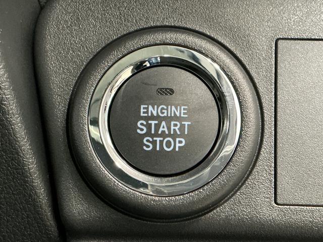 ハイゼットカーゴクルーズ CVT車 前後コーナーセンサー プッシュスタート走行無制限1年保証 前後コーナーセンサー CVT車 オートハイビーム アイドリングストップ プッシュスタート 横滑り防止装置 ヘッドライトレベライザー 電動格納ドアミラー アクセサリーソケット(兵庫県)の中古車