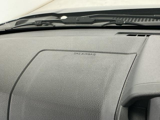 ハイゼットカーゴクルーズ CVT車 前後コーナーセンサー プッシュスタート走行無制限1年保証 前後コーナーセンサー CVT車 オートハイビーム アイドリングストップ プッシュスタート 横滑り防止装置 ヘッドライトレベライザー 電動格納ドアミラー アクセサリーソケット(兵庫県)の中古車