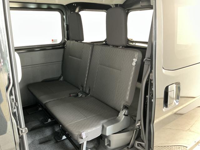 ハイゼットカーゴクルーズ CVT車 前後コーナーセンサー プッシュスタート走行無制限1年保証 前後コーナーセンサー CVT車 オートハイビーム アイドリングストップ プッシュスタート 横滑り防止装置 ヘッドライトレベライザー 電動格納ドアミラー アクセサリーソケット(兵庫県)の中古車