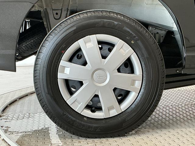 ハイゼットカーゴクルーズ CVT車 前後コーナーセンサー プッシュスタート走行無制限1年保証 前後コーナーセンサー CVT車 オートハイビーム アイドリングストップ プッシュスタート 横滑り防止装置 ヘッドライトレベライザー 電動格納ドアミラー アクセサリーソケット(兵庫県)の中古車