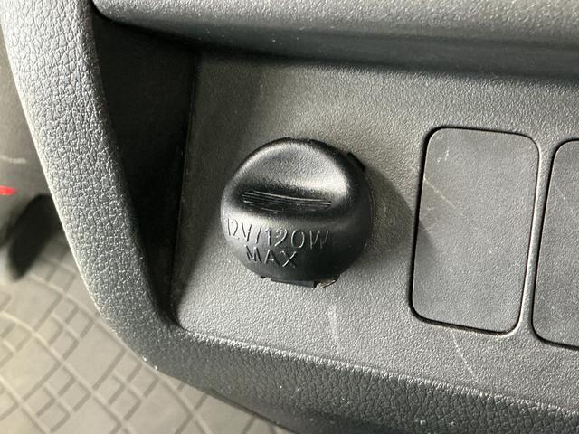 ハイゼットトラックスタンダード 5MT 3方開 ラジオ ラバーフロアマット走行無制限1年保証 MT車 3方開 ヘッドライトレベライザー ラジオ アクセサリーソケット スペアタイヤ バッテリーカバー ラバーフロアマット マッドガード パワーステアリング マニュアルエアコン(兵庫県)の中古車