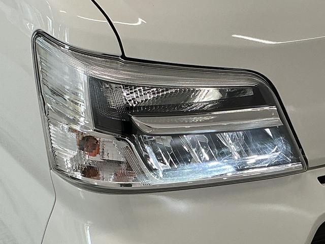 ハイゼットカーゴクルーズSAIII 4WD AT CD リアコーナーセンサー走行無制限1年保証 リアコーナーセンサー 4WD AT車 CDオーディオ オートハイビーム LEDヘッドライト アイドリングストップ 横滑り防止装置 キーレス ドアバイザー 12インチアルミホイール(兵庫県)の中古車
